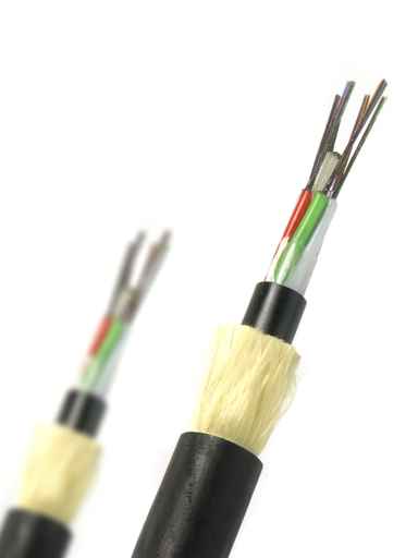 câble à fibres optiques