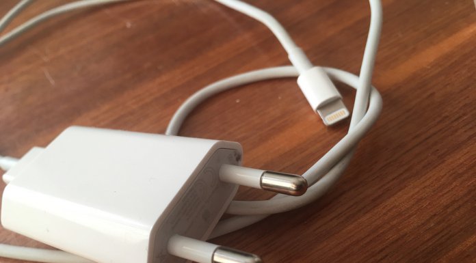 Apple iPhone ładowarka