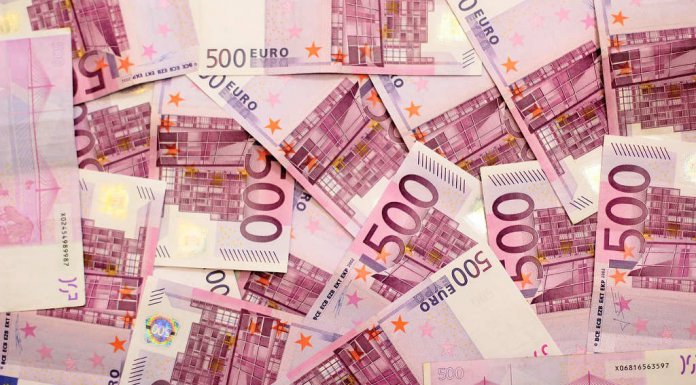 Nokia dostała od Apple 1,7 miliarda EUR za używanie patentów Nokia Apple Euro