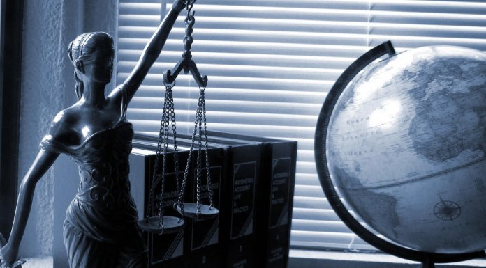 Apple zyskuje sojuszników w walce patentowej z Qualcommem Apple Qualcomm walka sądowa