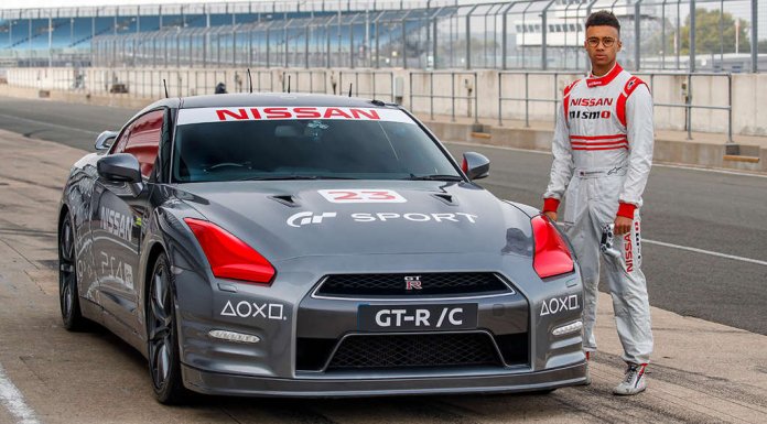 NIssan GT-R PlayStation 4