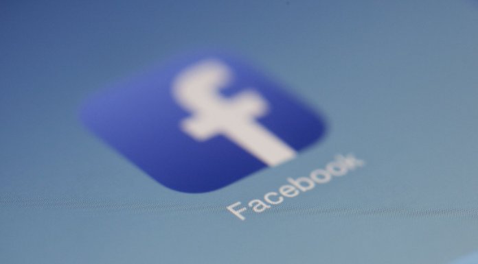 Facebook ma zapłacić 5 mld dolarów kary za wyciek danych do Cambridge Analytica Facebook