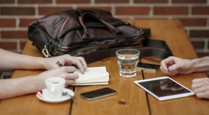 kawiarnie, praca zdalna, praca online, Starbucks, Coffe Haven, www, praca poza biurem