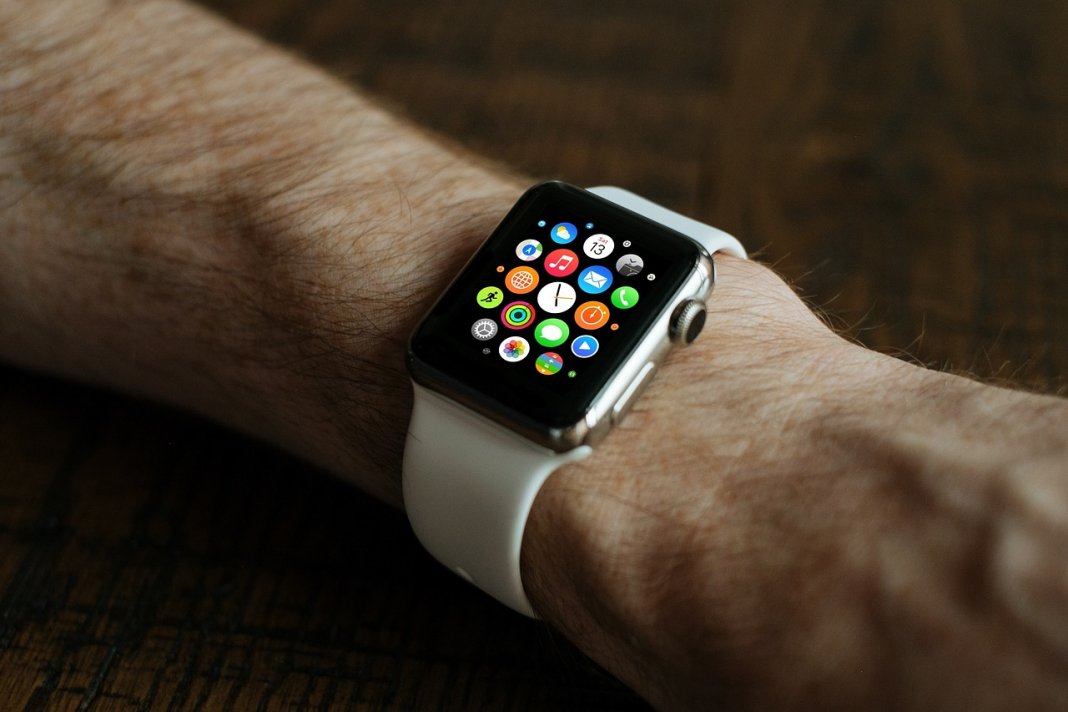 Apple Watch, sensor, pomiar cukru, stężenie alkoholu,