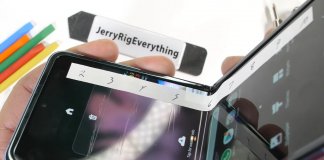 Galaxy Z Flip JerryRigEverything