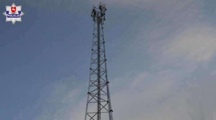 Kolejny uszkodzony maszt telekomunikacyjny, tym razem za pomocą piły uszkodzony maszt Leśniowice