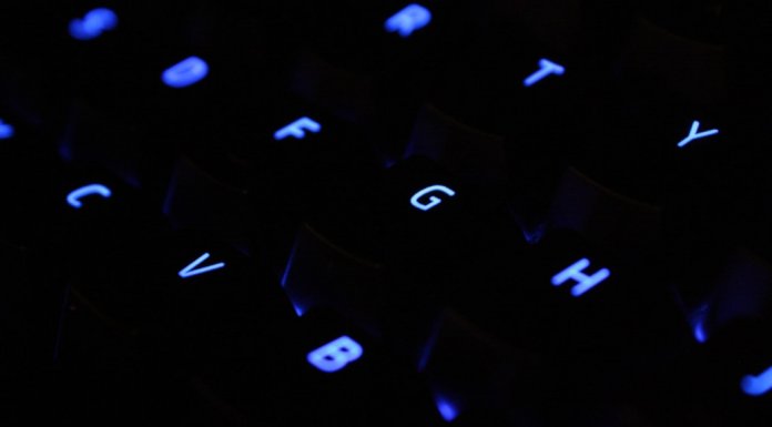 Klawiatura mechaniczna do 100 zł