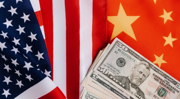 TikTok, Huawei, Tencent vs Google, Apple